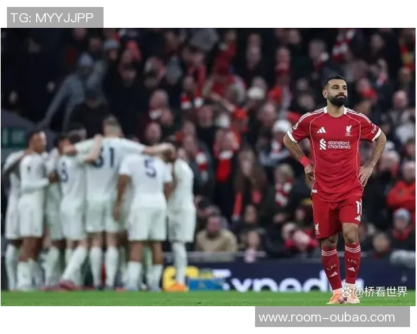 利物浦发布新海报展现范戴克维尔茨索博斯洛伊三位球星风采