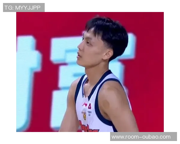 徐杰虽手感不佳却依然精彩表现半场贡献6分3板4助助力球队